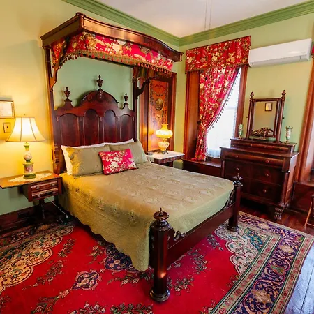Gifford-Risley House Bed And Breakfast Media Exterior photo