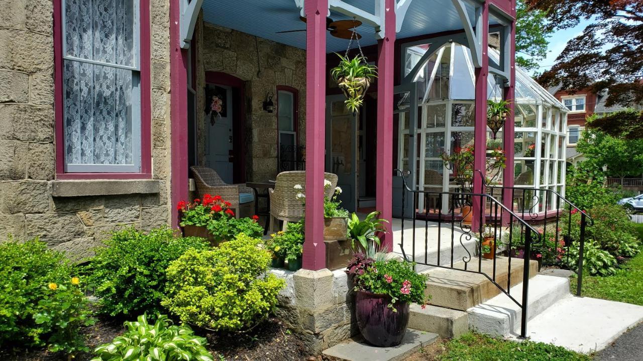 Gifford-risley House Media
