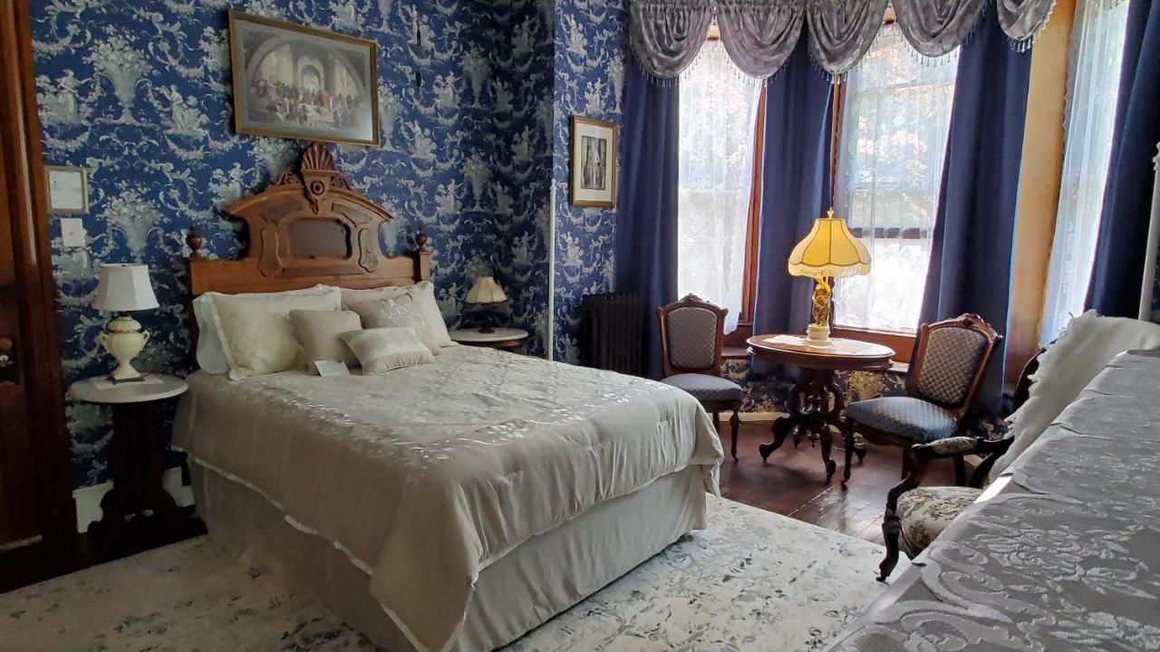 Gifford-risley House Media