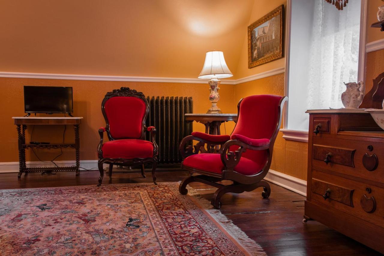 Gifford-risley House * Media