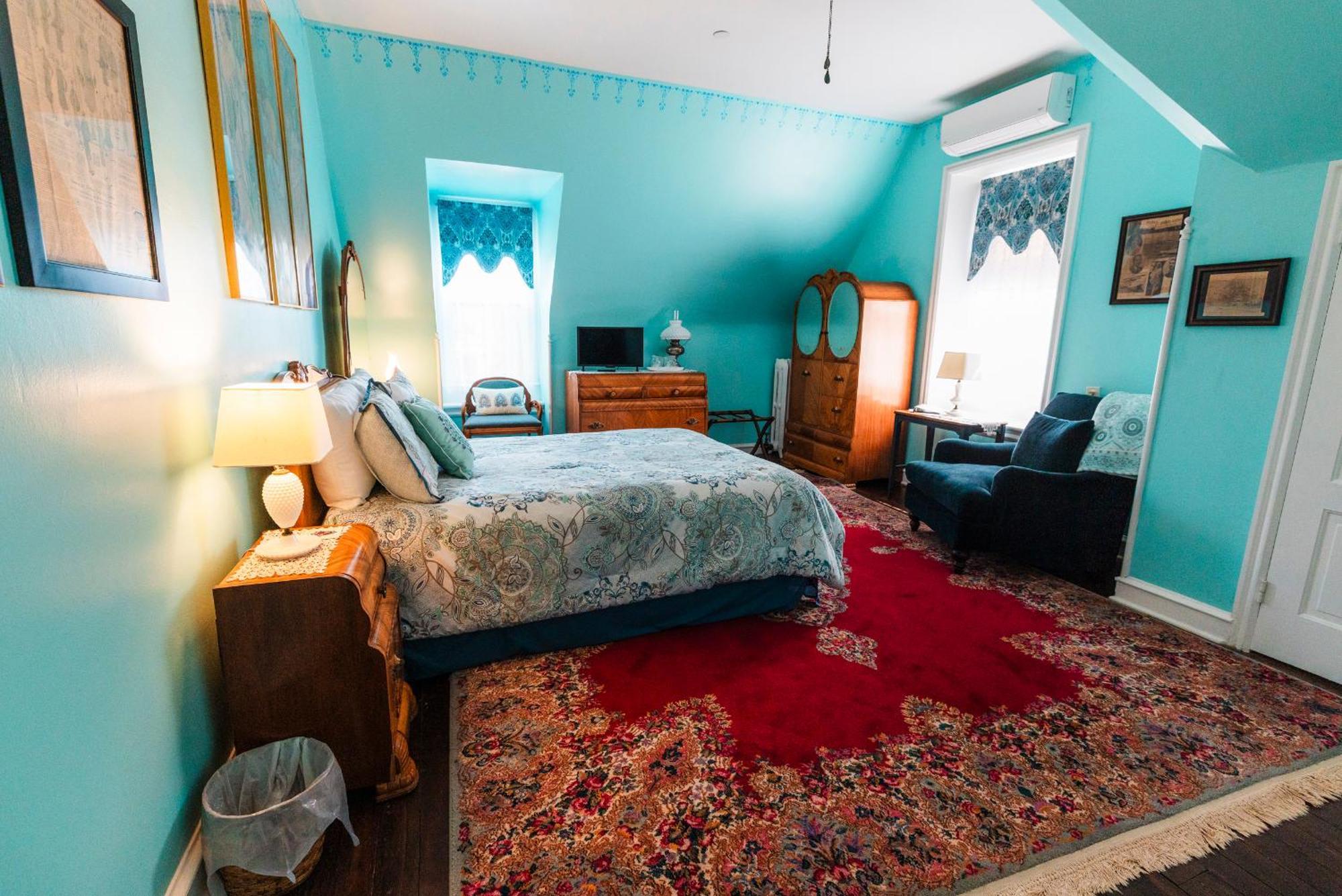 Gifford-risley House Bed and breakfast *