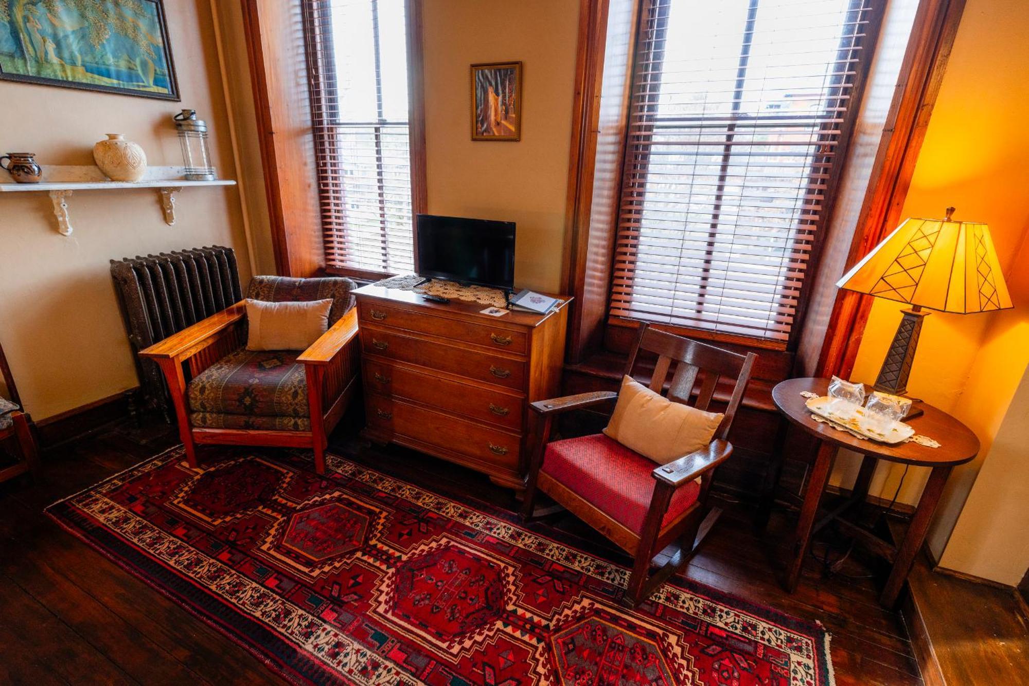 Gifford-risley House Media