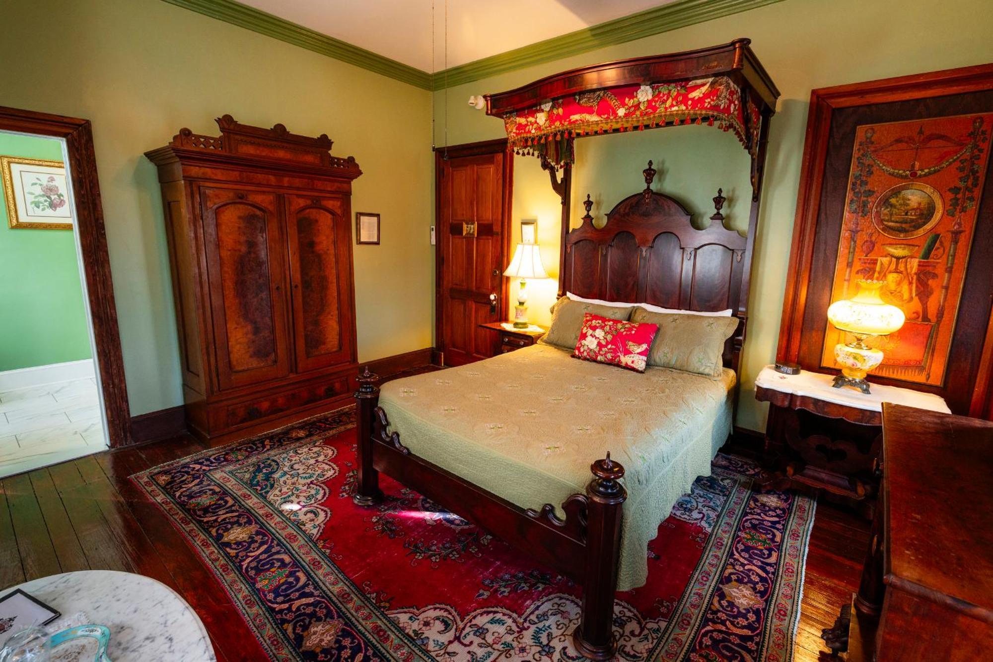 Gifford-risley House * Media