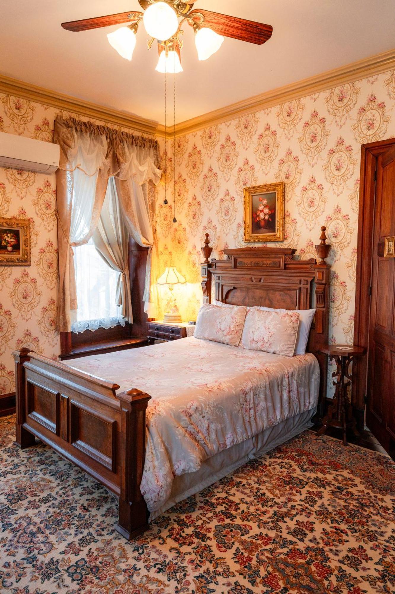 Gifford-risley House