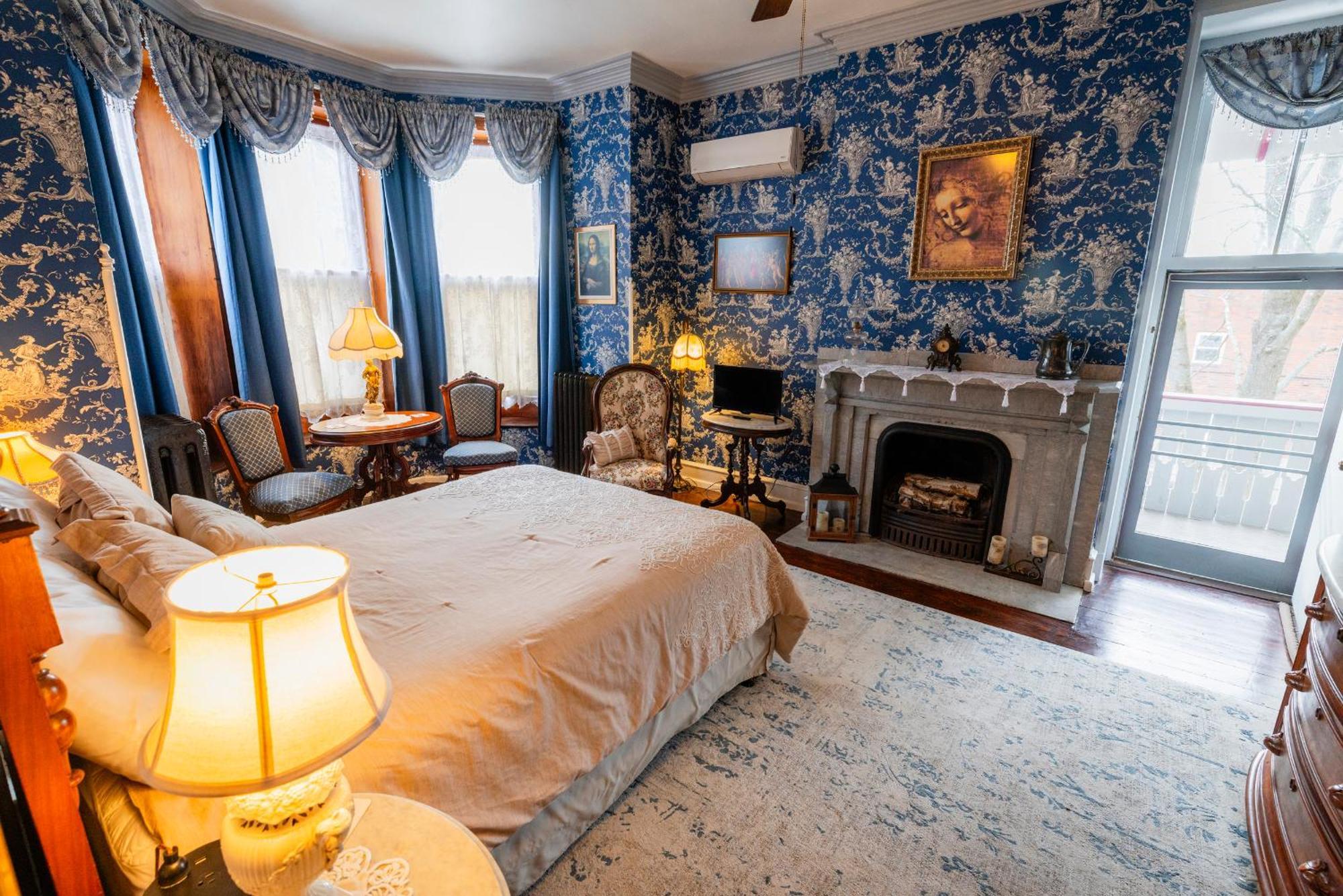 Gifford-risley House Media