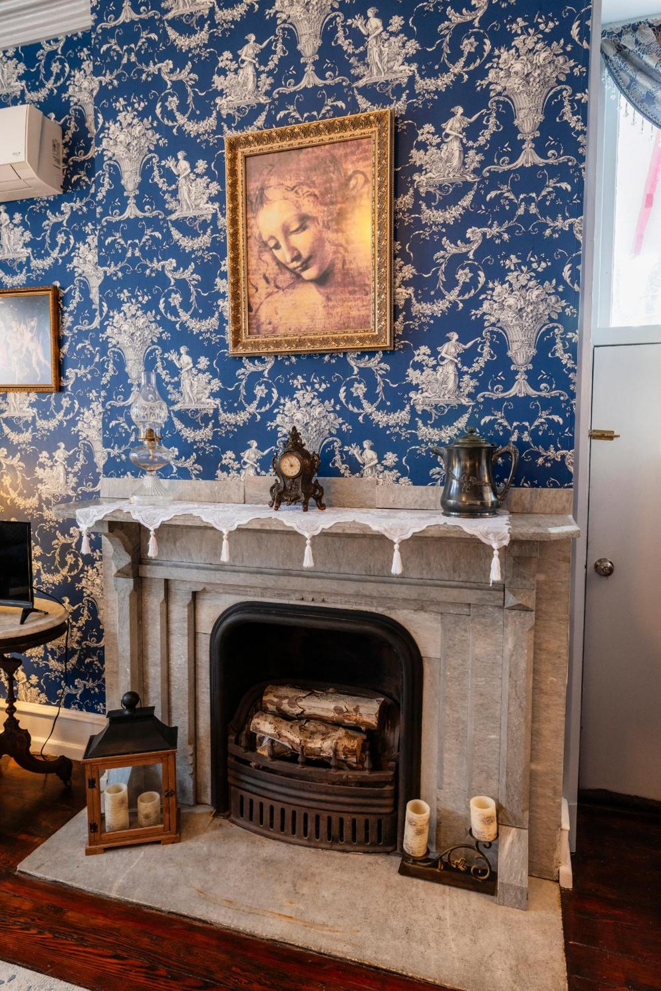 Bed and breakfast Gifford-risley House *