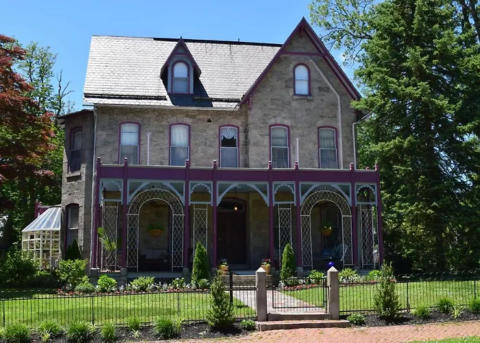 Gifford-Risley House Bed And Breakfast